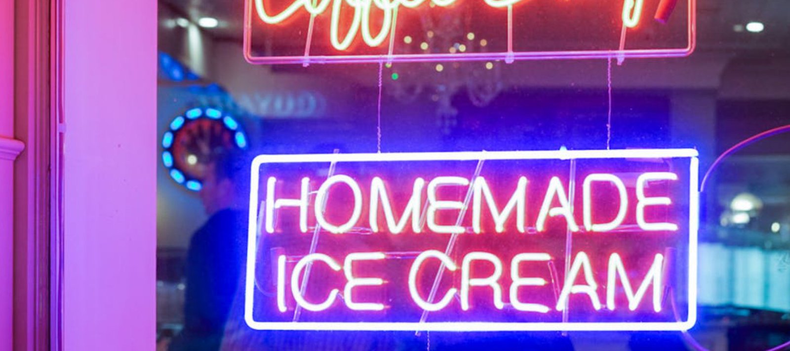 Comparativa de letreros para tu negocio